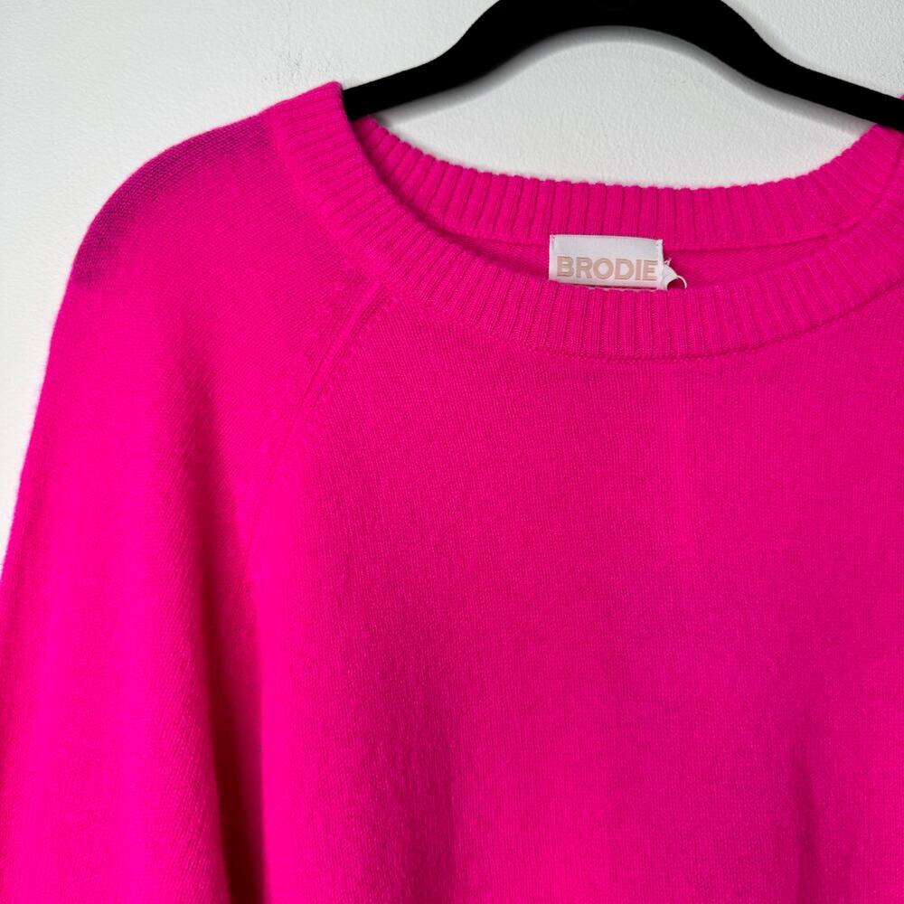Brodie Cashmere Paloma Sweater in Neon Pink Crewneck Size XL - Picture 3 of 11
